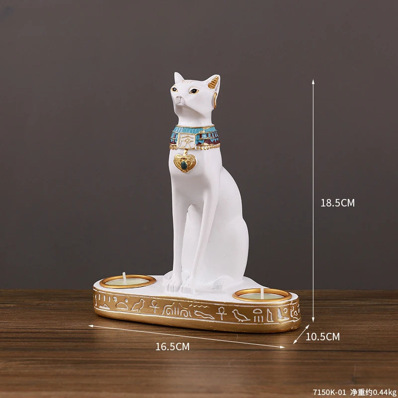 Estátua e castiçal da deusa egípcia dos gatos Bastet