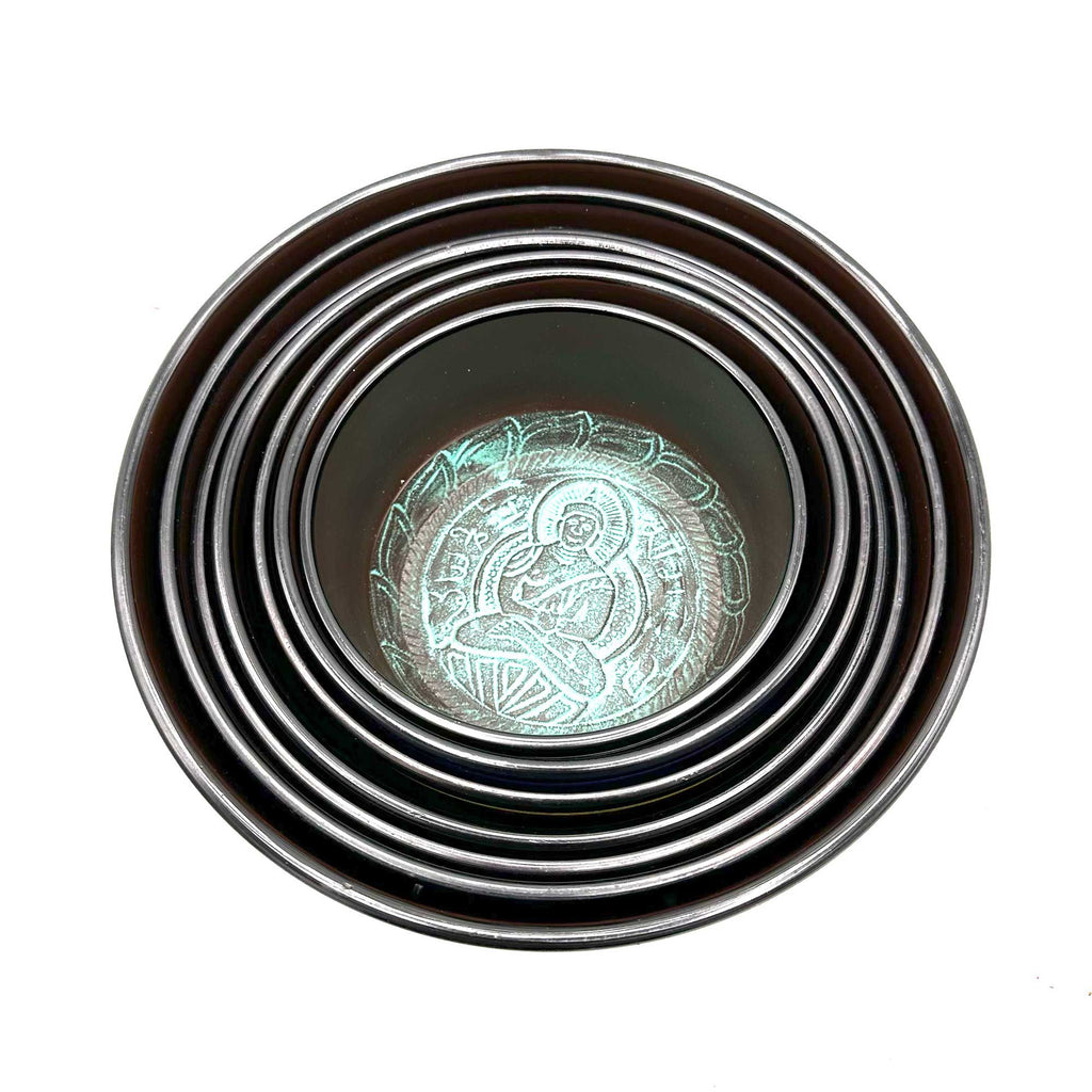 Conjunto de sete taças tibetanas pequenas para chakras (14-22cm)
