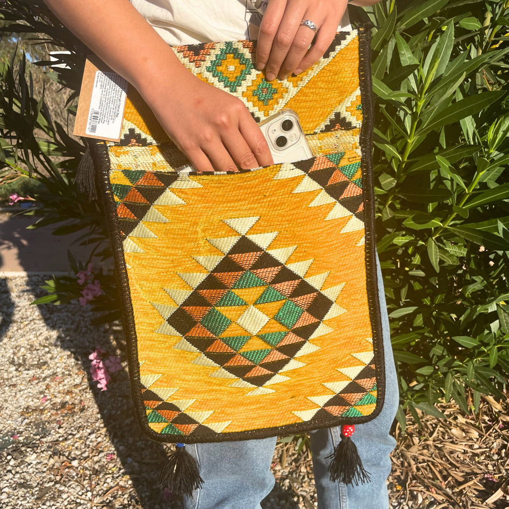 Bolsa Kilim Messenger Festival amarela