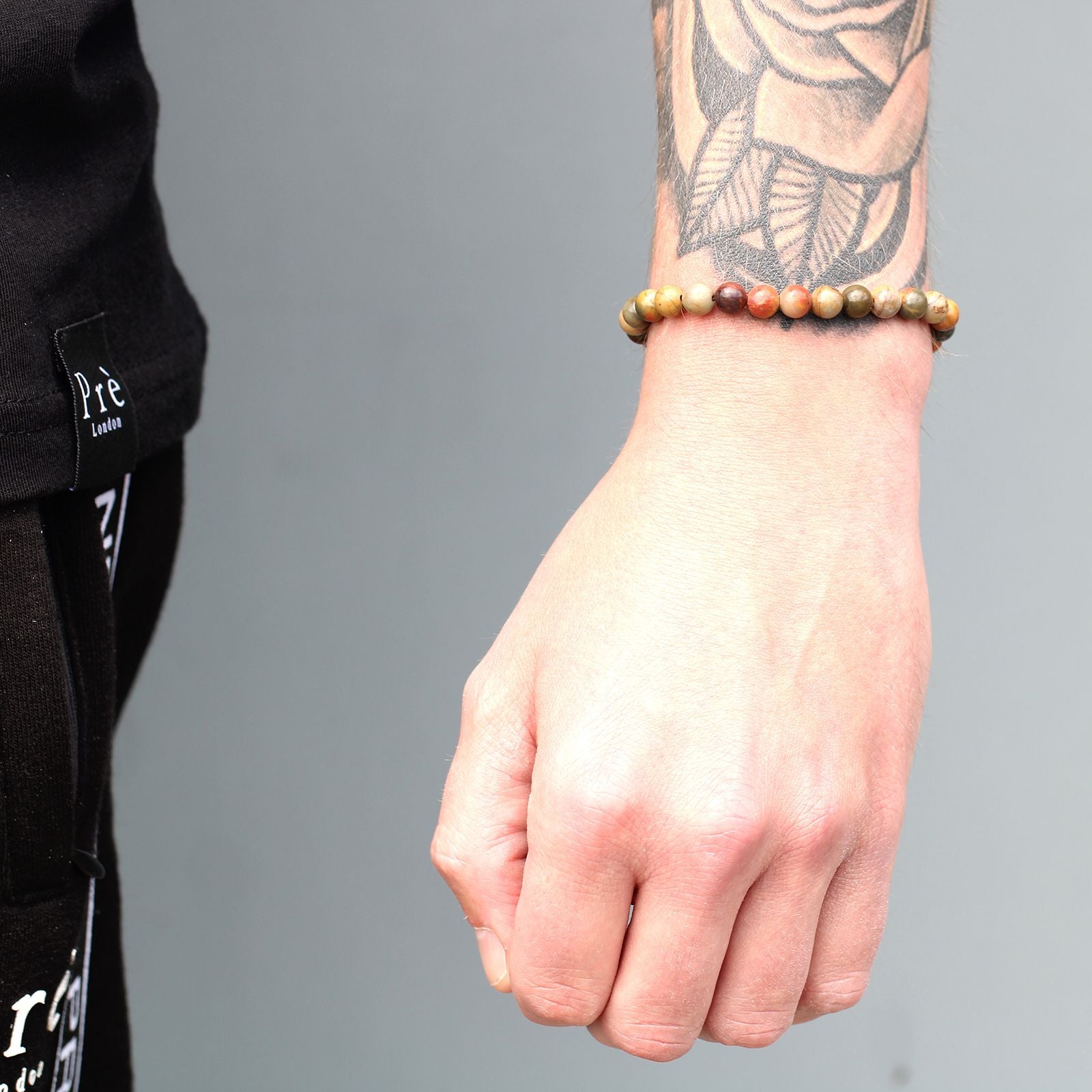 Pulseira de fio preto com Olho de Tigre